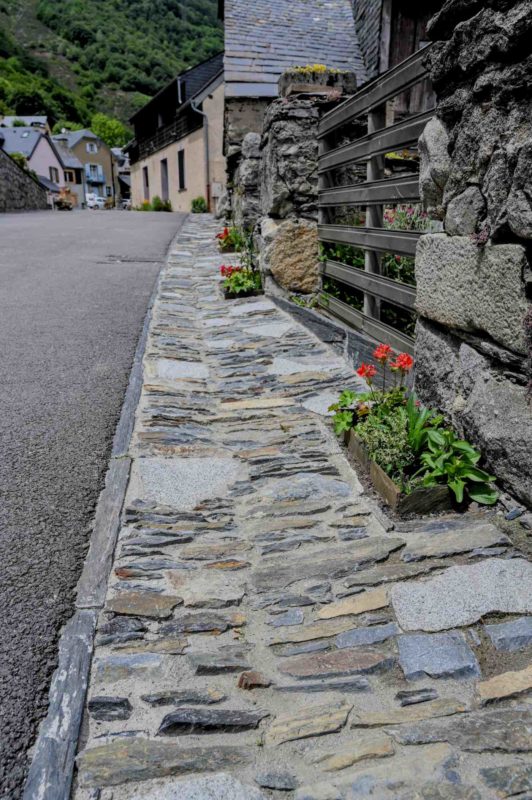 Détail herrade schiste et granite